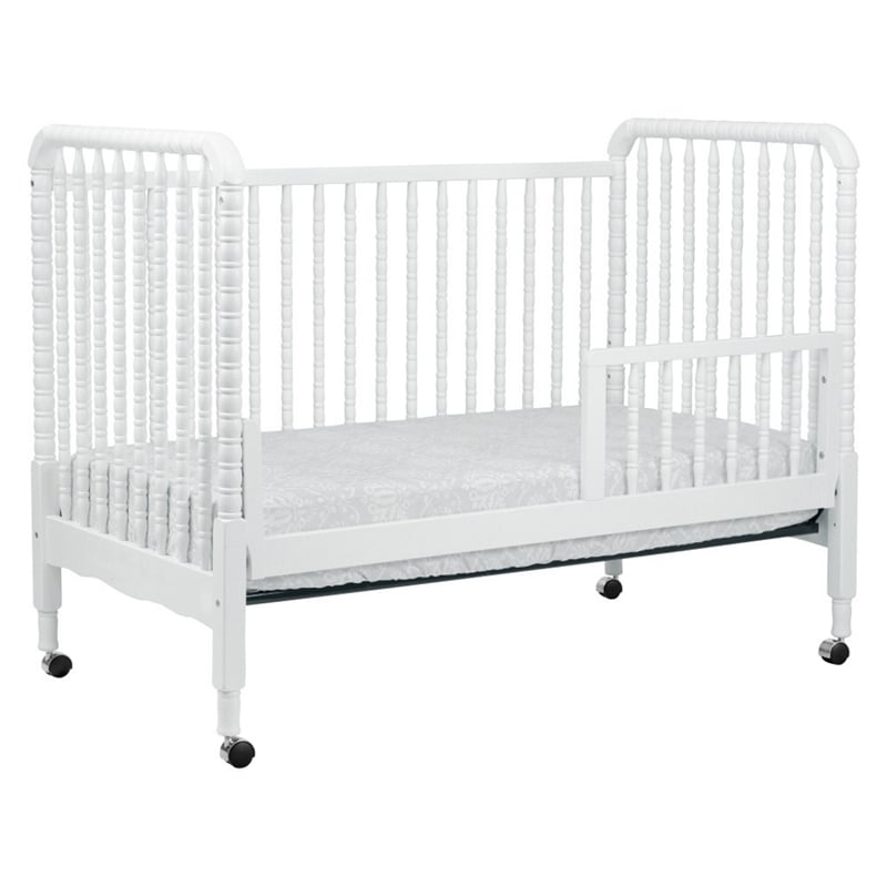 DaVinci Jenny Lind 3-in-1 Convertible Crib in White