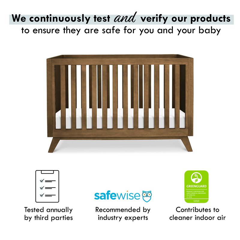 DaVinci Otto Pine Wood 3-in-1 Convertible Crib in Walnut
