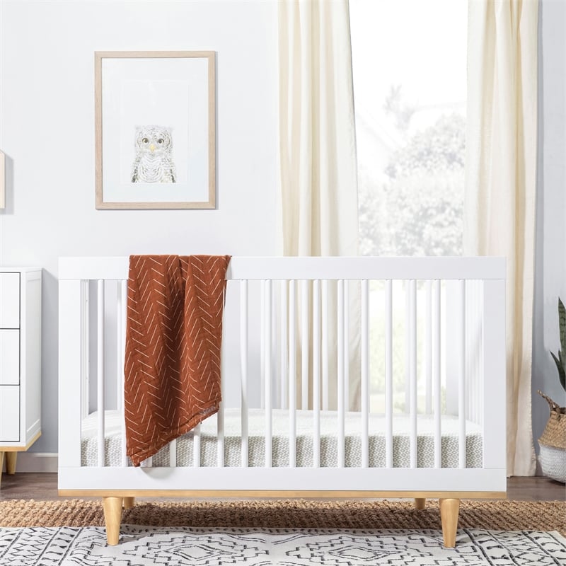 Davinci Marley Modern Pine Wood 3-In-1 Convertible Crib in White/Natural