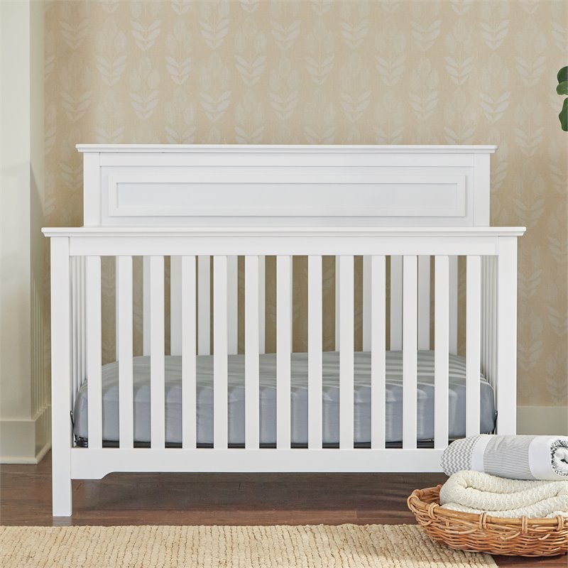 DaVinci Autumn Contemporary Pine Wood and MDF 4-in-1 Convertible Crib in White