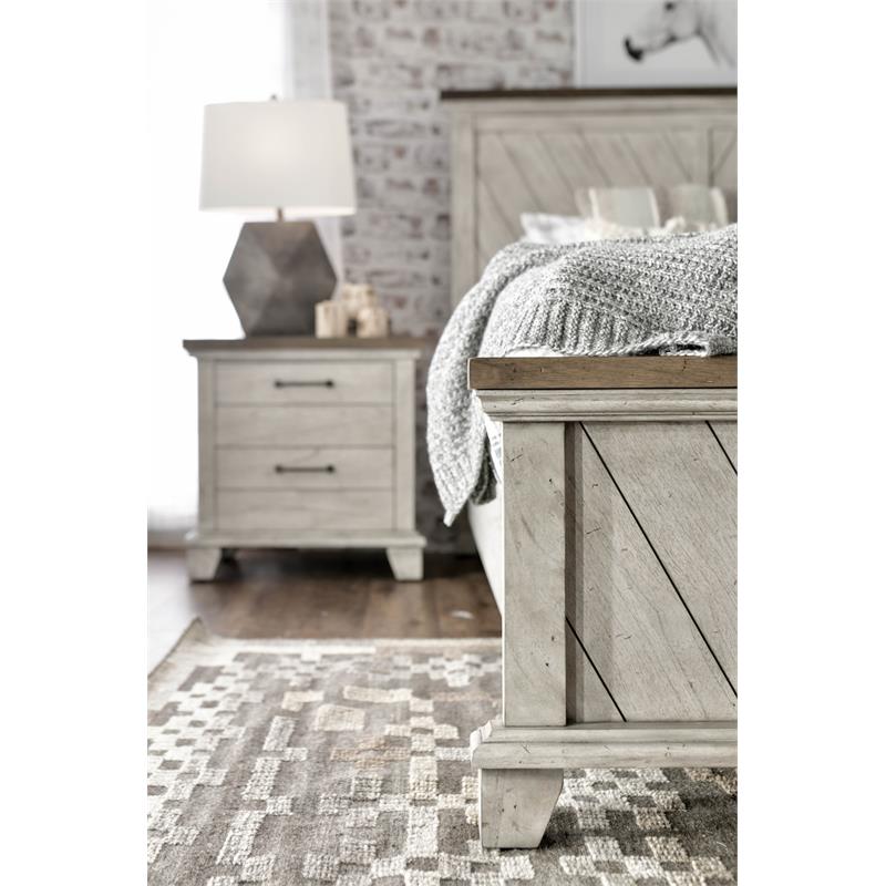Steve Silver Bear Creek Rustic Ivory King Panel Bed