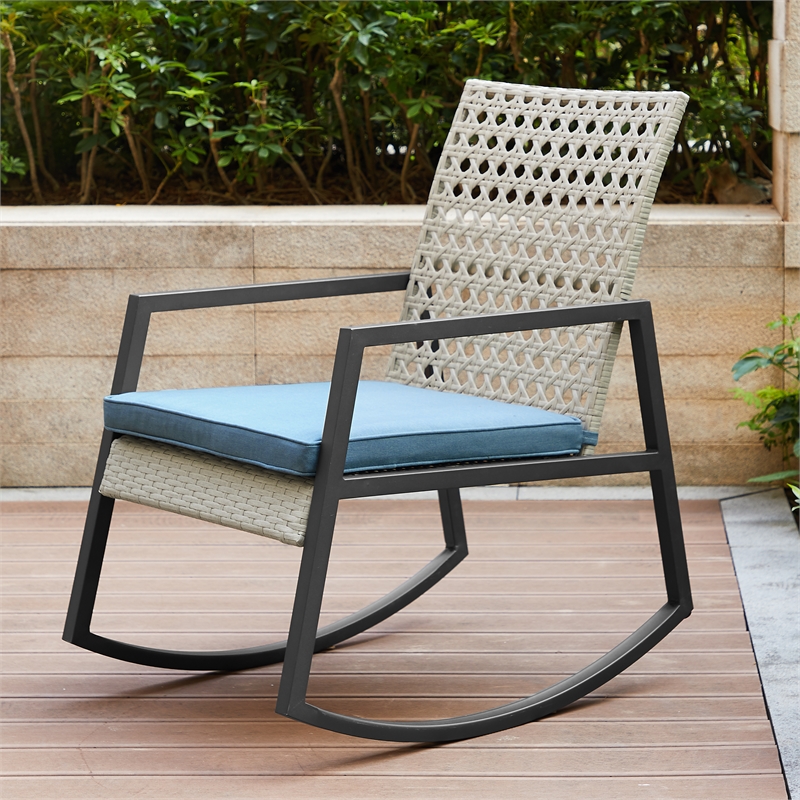 outdoor rocking chairs