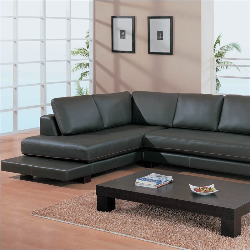 Sectional Sofa in Black Leather