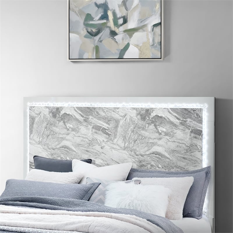 Naomi Silver with Faux Marble Detailing Queen Bed with LED Light