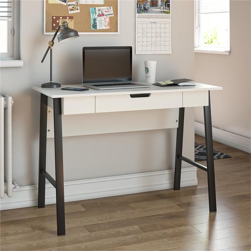 Ameriwood Home Oxford Computer Desk with Drawer in White/Black