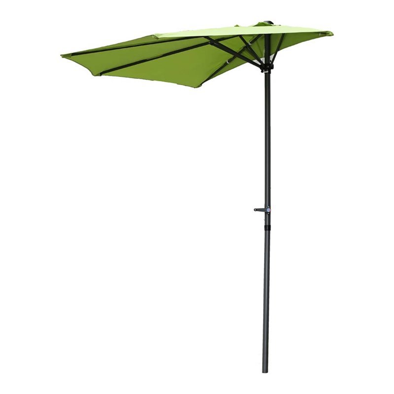 International Caravan St. Kitts 9' Half Patio Umbrella in Green Grass
