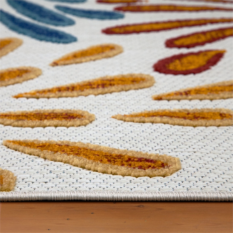 Leick Home 595405 Beam Flower Indoor Outdoor Area Rug Rectangle 5'3