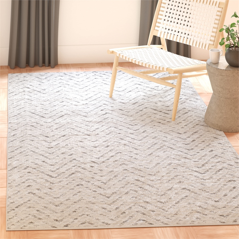 Safavieh Adirondack 4' X 6' Power Loomed Rug in Ivory and Charcoal