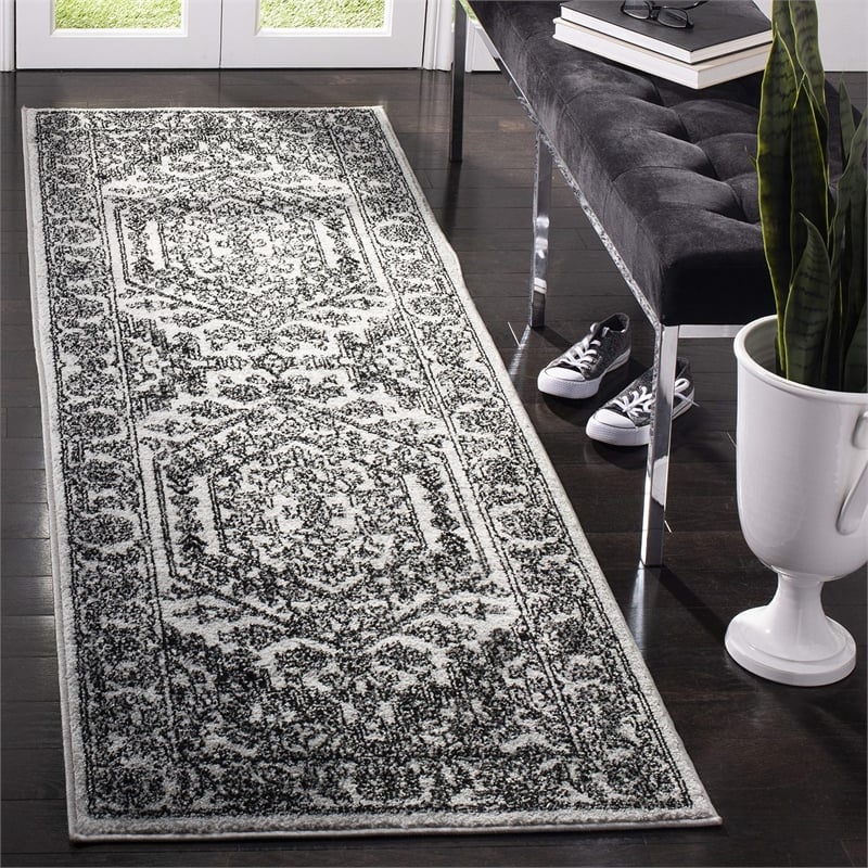 Safavieh Adirondack 2'6