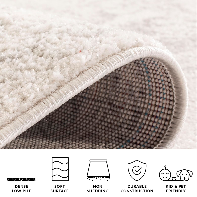 Safavieh Adirondack 4' X 6' Power Loomed Rug in Ivory and Silver