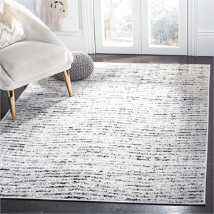 Safavieh Adirondack 4' X 6' Power Loomed Rug in Ivory and Silver