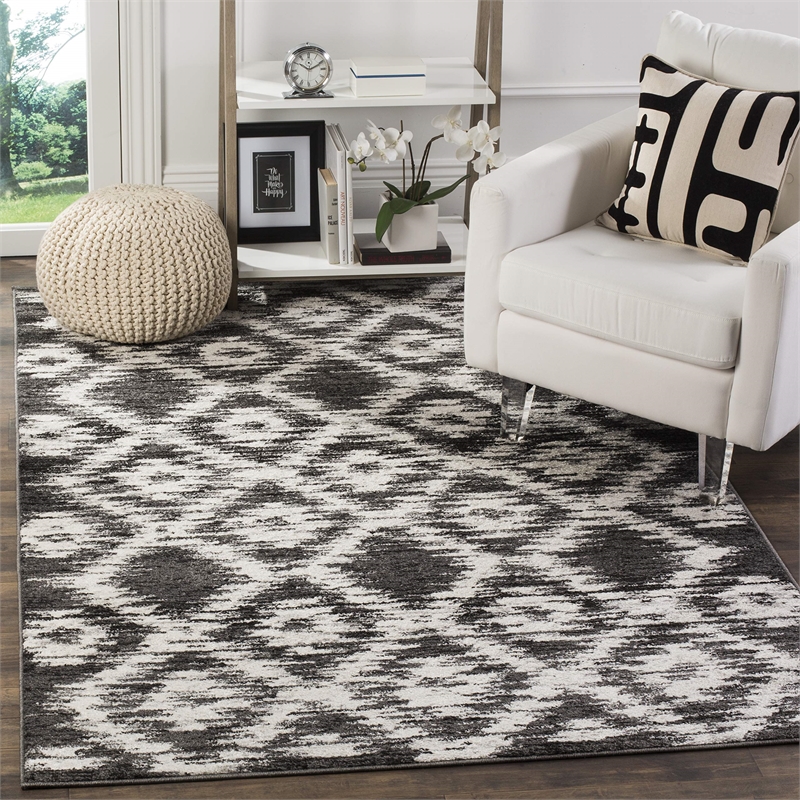 Safavieh Adirondack 4' X 6' Power Loomed Rug in Charcoal and Ivory