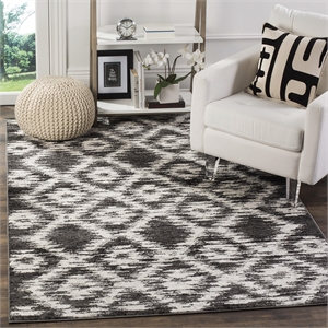 Safavieh Adirondack 4' X 6' Power Loomed Rug in Charcoal and Ivory