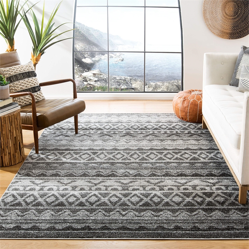 Safavieh Adirondack 6' X 9' Power Loomed Rug in Ivory and Charcoal