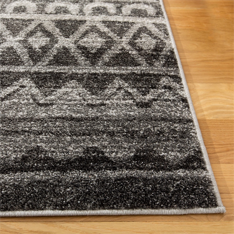 Safavieh Adirondack 6' X 9' Power Loomed Rug in Ivory and Charcoal