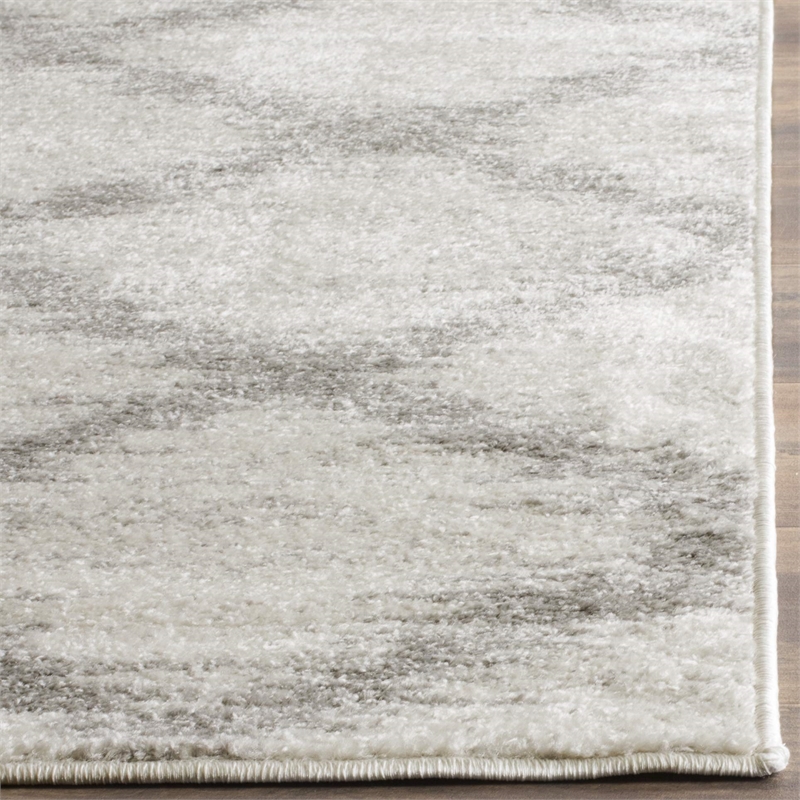 Safavieh Adirondack 4' X 6' Power Loomed Rug in Ivory and Silver