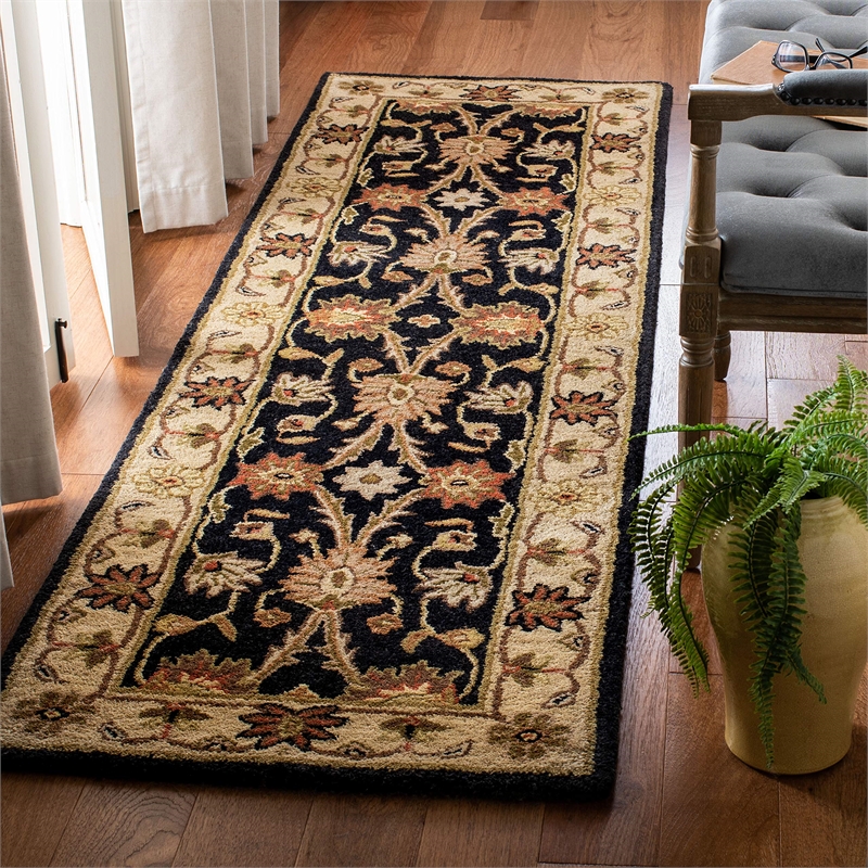 Safavieh Antiquity 2'3