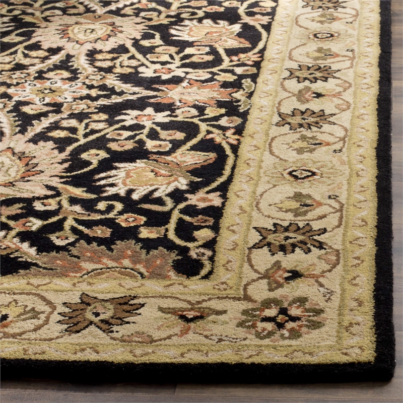 Safavieh Antiquity 2'3