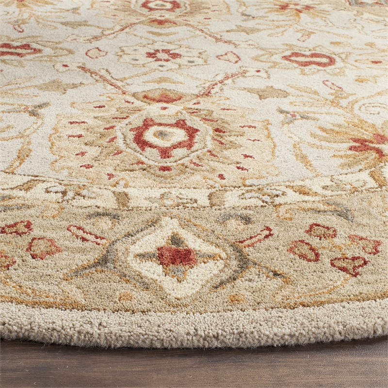 Safavieh Antiquity 4'6