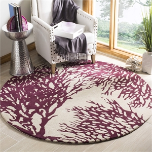 Safavieh Bella 5' Round Hand Tufted Wool Rug