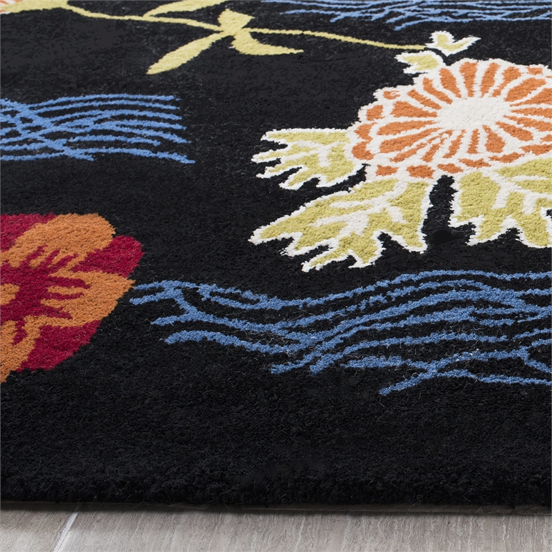 Safavieh Bella 4' X 6' Hand Tufted Wool Pile Rug in Black