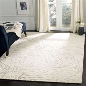Safavieh Bella 4' X 6' Hand Tufted Wool Pile Rug in Silver and Ivory