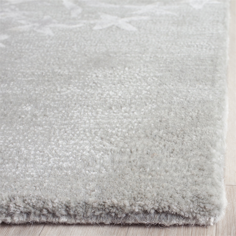 Safavieh Bella 6' X 9' Hand Tufted Wool Pile Rug in Gray and Ivory