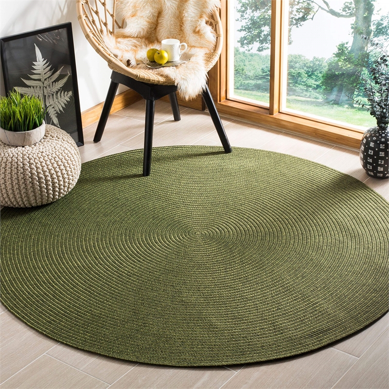 Safavieh Braided 9' X 12' Oval Hand Woven Polypropylene Rug in Green