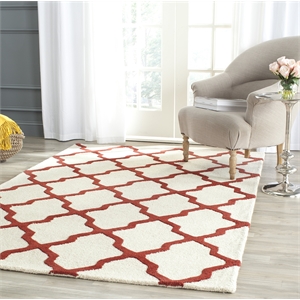 Safavieh Cambridge 4' X 6' Hand Tufted Wool Rug in Ivory and Rust