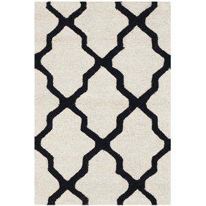 Safavieh Cambridge 2' X 3' Hand Tufted Wool Rug in Ivory and Black