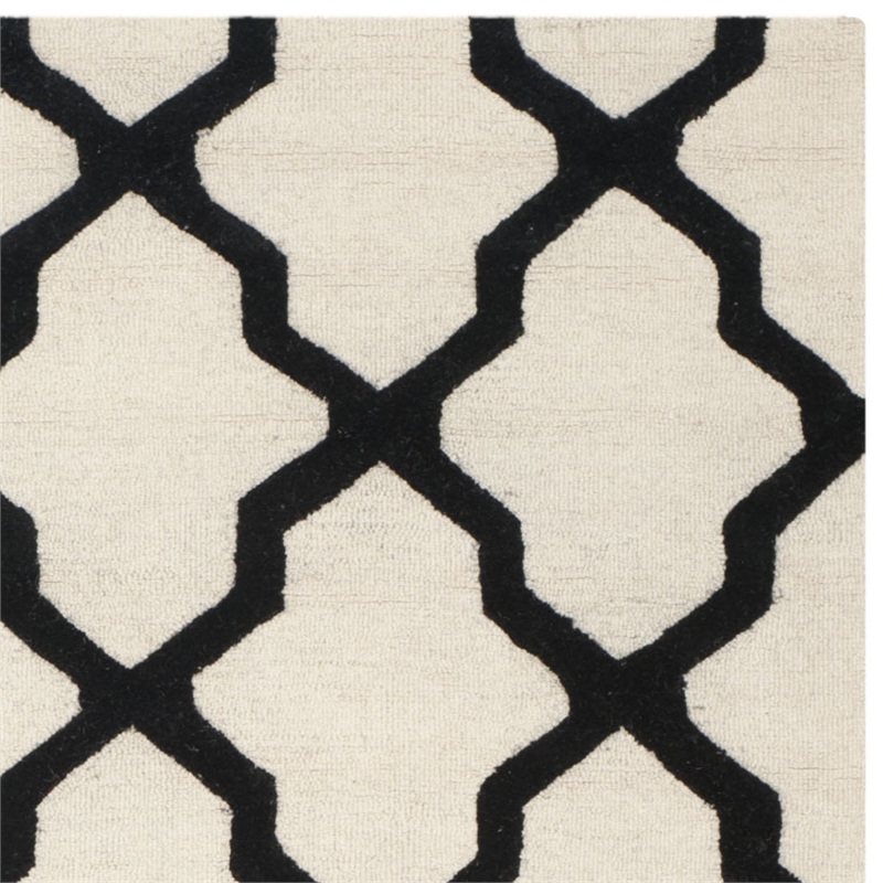 Safavieh Cambridge 9' X 12' Hand Tufted Wool Rug in Ivory and Black