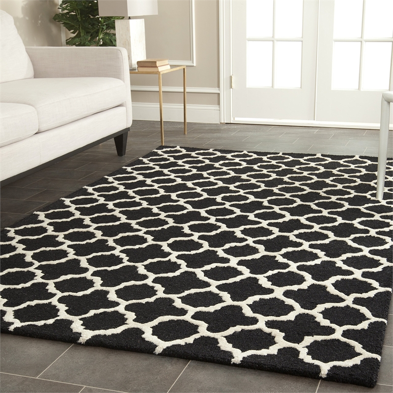 Safavieh Cambridge 3' X 5' Hand Tufted Wool Rug in Black and Ivory