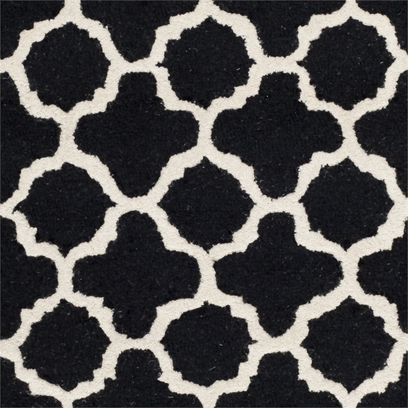 Safavieh Cambridge 6' X 9' Hand Tufted Wool Rug in Black and Ivory