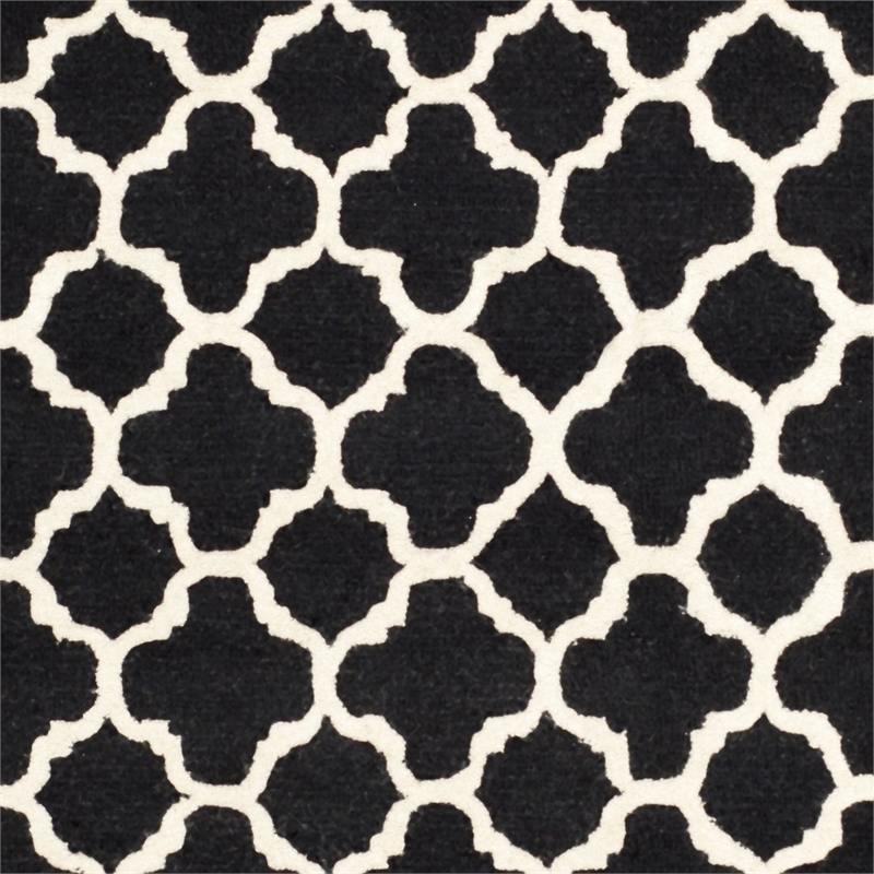 Safavieh Cambridge 8' X 10' Hand Tufted Wool Rug in Black and Ivory