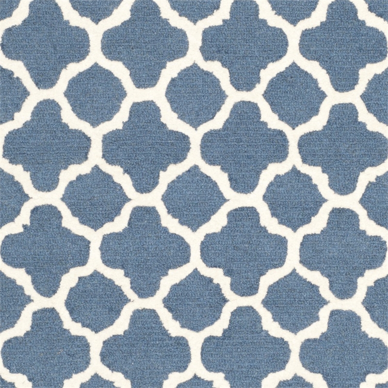 Safavieh Cambridge 8' X 10' Hand Tufted Wool Rug in Navy and Ivory