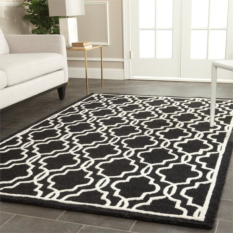 Safavieh Cambridge 3' X 5' Hand Tufted Wool Rug in Black and Ivory