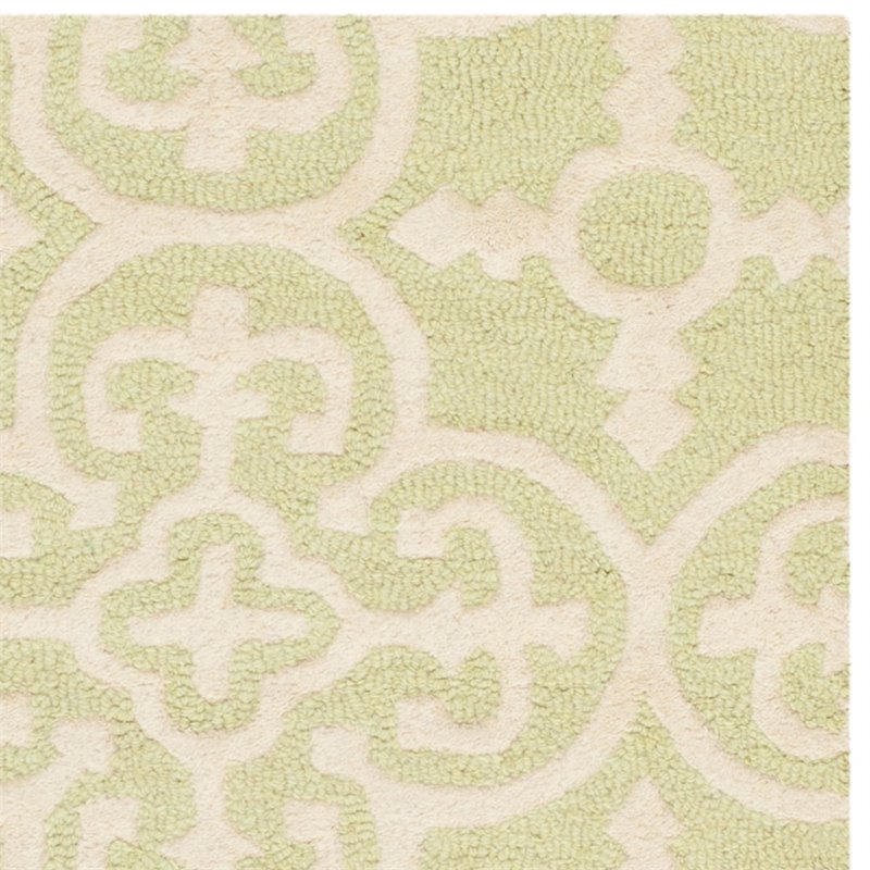 Safavieh Cambridge 6' Round Hand Tufted Wool Rug