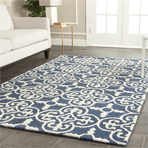 Safavieh Cambridge 6' X 9' Hand Tufted Wool Rug in Navy and Ivory