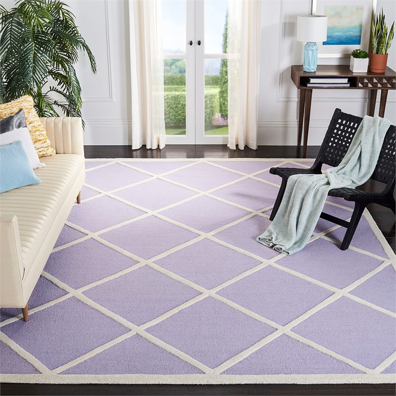 Safavieh Cambridge 6' X 9' Hand Tufted Wool Rug in Lavander and Ivory