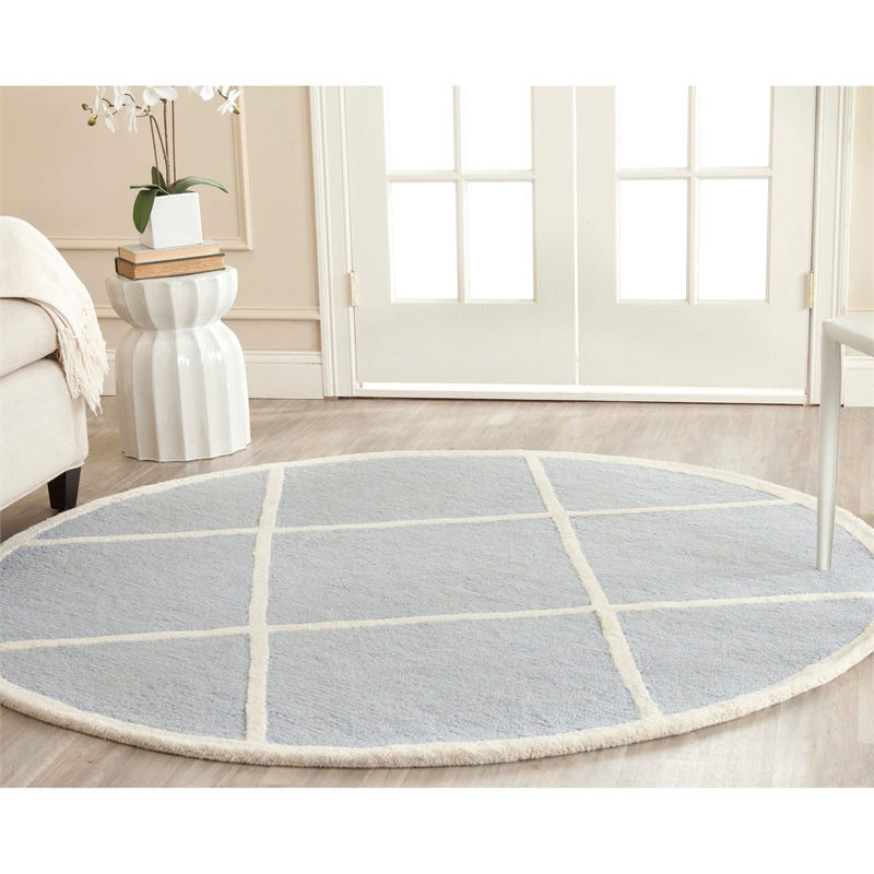 Safavieh Cambridge 6' X 9' Hand Tufted Wool Rug in Lavander and Ivory