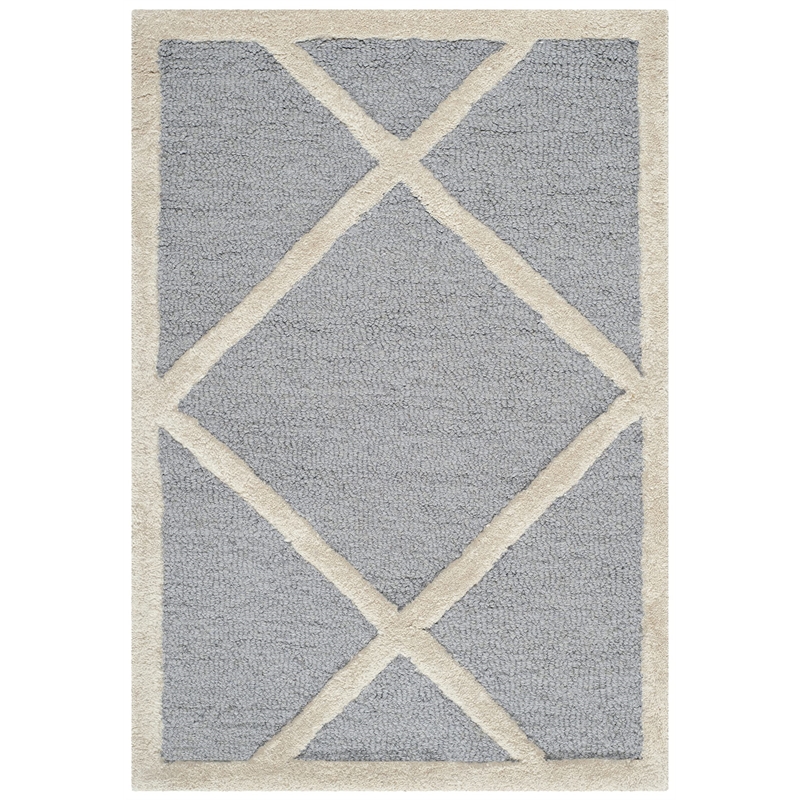 Safavieh Cambridge 2' X 3' Hand Tufted Wool Rug in Silver and Ivory