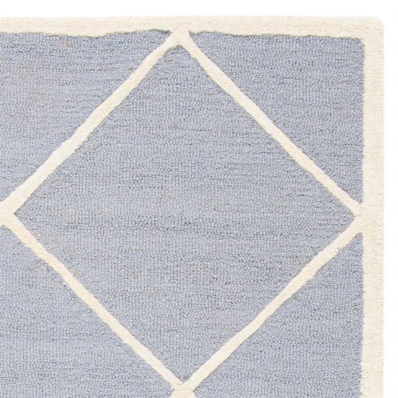 Safavieh Cambridge 8' X 10' Hand Tufted Wool Rug in Silver and Ivory