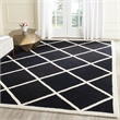 Safavieh Cambridge 4' X 6' Hand Tufted Wool Rug in Black and Ivory