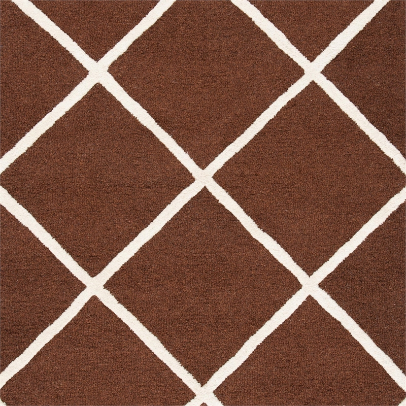 Safavieh Cambridge 8' X 10' Hand Tufted Wool Rug in Black and Ivory