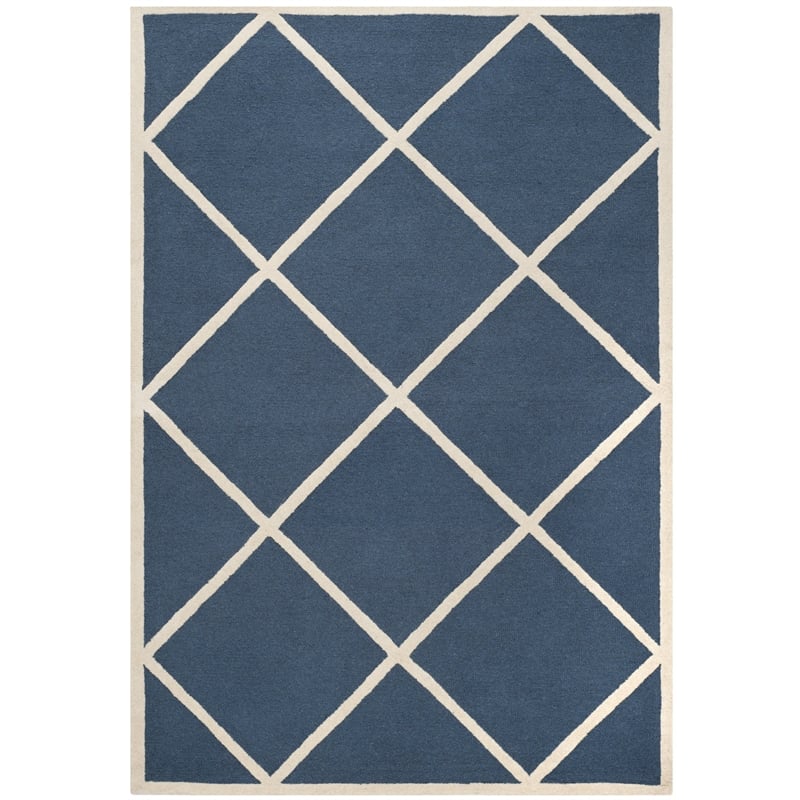 Safavieh Cambridge 4' X 6' Hand Tufted Wool Rug in Navy and Ivory