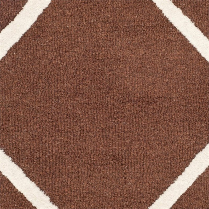 Safavieh Cambridge 6' Round Hand Tufted Wool Rug