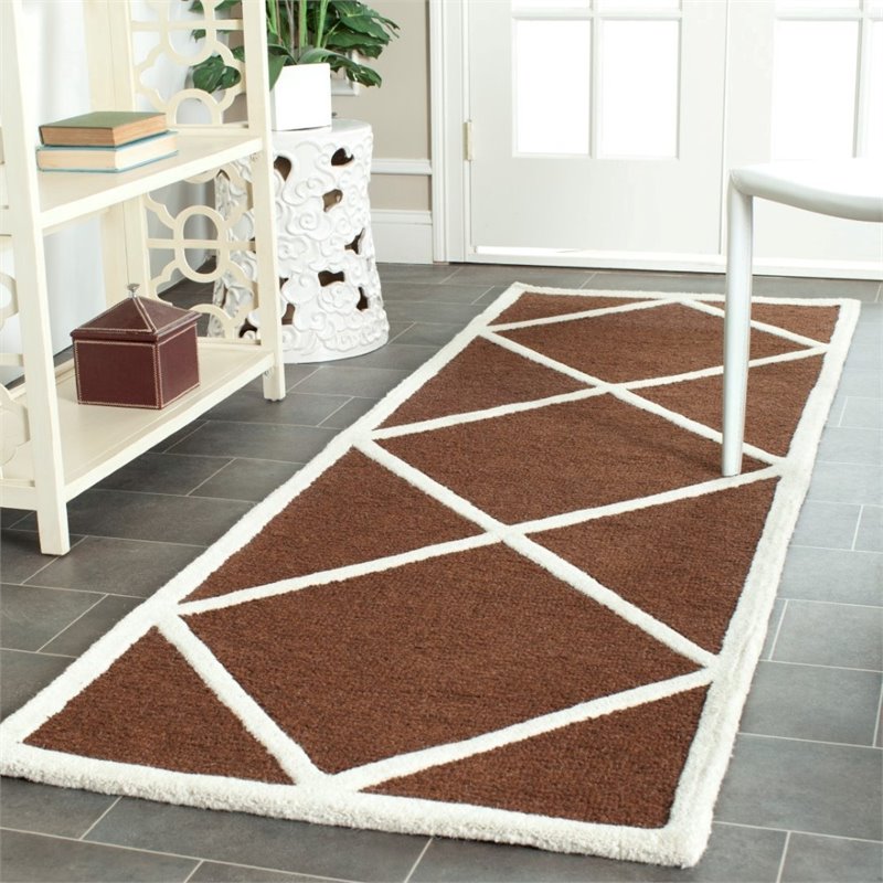 Safavieh Cambridge 6' Round Hand Tufted Wool Rug