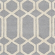 Safavieh Cambridge 4' X 6' Hand Tufted Wool Rug in Silver and Ivory