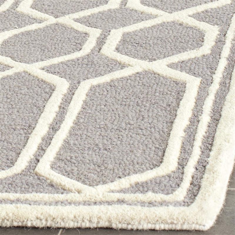 Safavieh Cambridge 8' X 10' Hand Tufted Wool Rug in Silver and Ivory