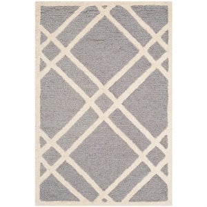 Safavieh Cambridge 2' X 3' Hand Tufted Wool Rug in Silver and Ivory